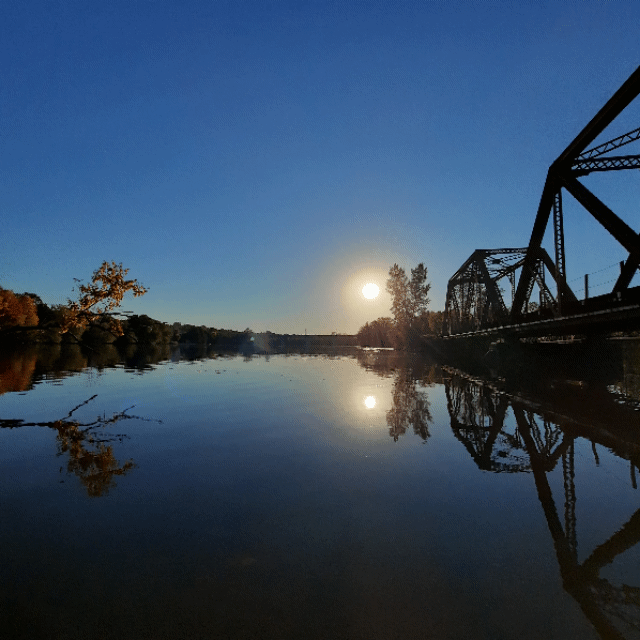 2022-10-05 Puente negro (Ver B2) #animación